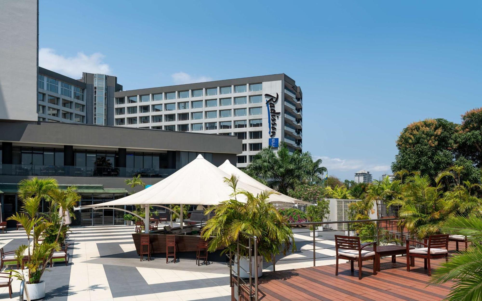 Radisson Blu Okoume Palace Hotel, Libreville Exterior photo