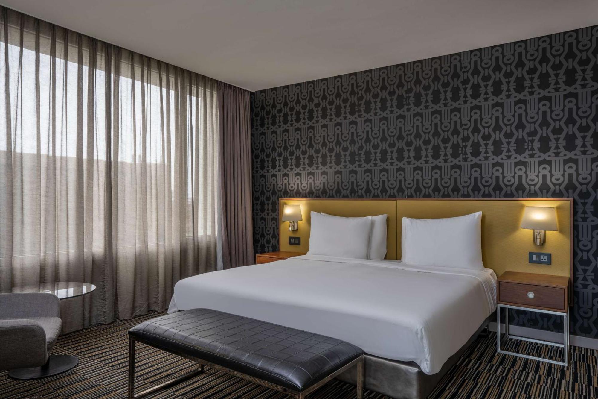 Radisson Blu Okoume Palace Hotel, Libreville Exterior photo