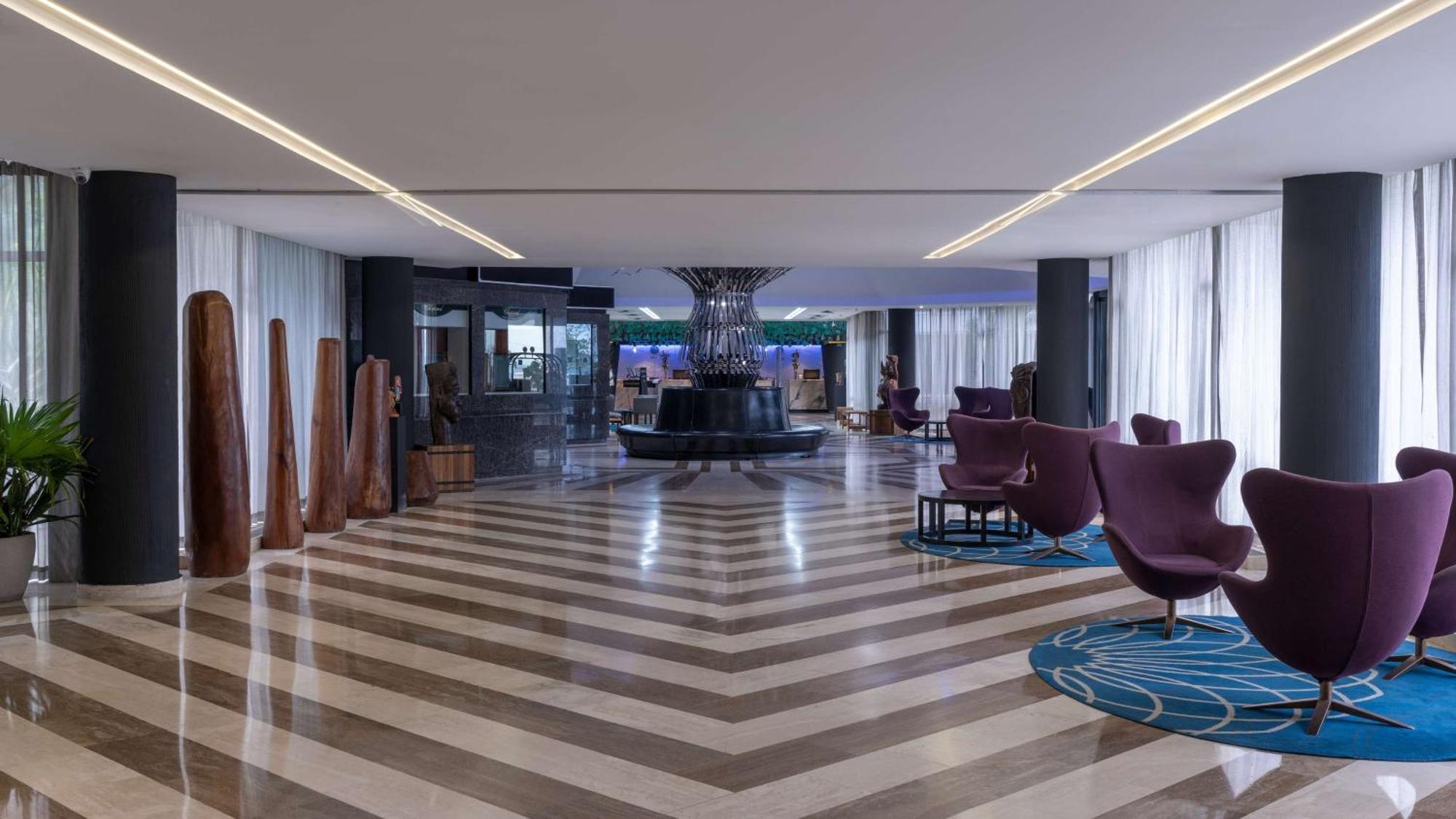 Radisson Blu Okoume Palace Hotel, Libreville Exterior photo