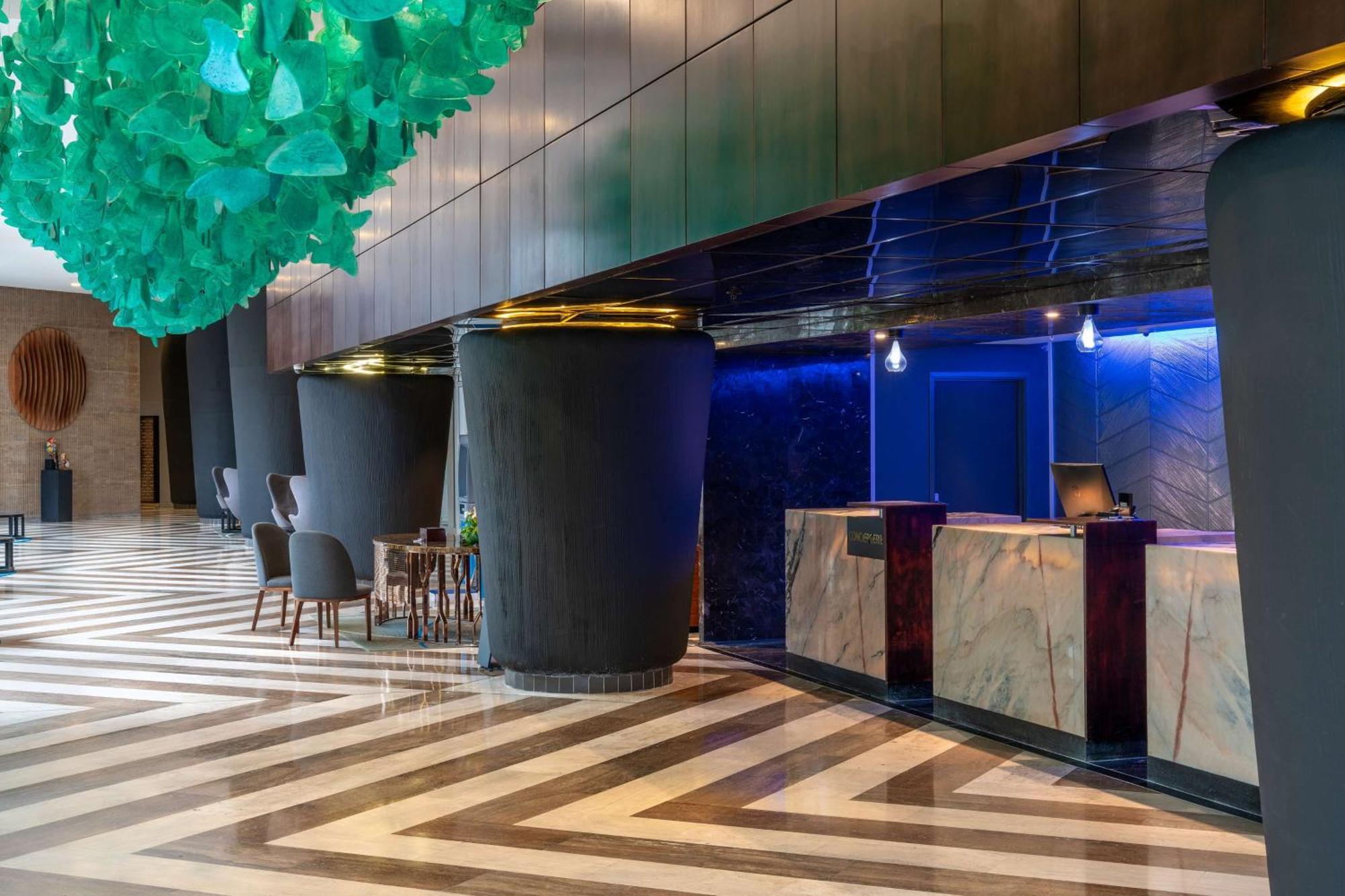 Radisson Blu Okoume Palace Hotel, Libreville Exterior photo
